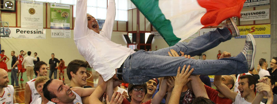 Online le foto della promozione in serie B!
